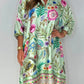 Lockeres Kleid mit V-Ausschnitt und halber Knopfleiste mit Blumenmuster