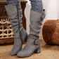 Kniehohe Damenstiefel mit gerüschter runder Zehenpartie