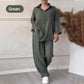 Hemd mit langen Ärmeln und Revers und Hose mit weiten Beinen Zweiteiliges Set aus Baumwolle und Leinen