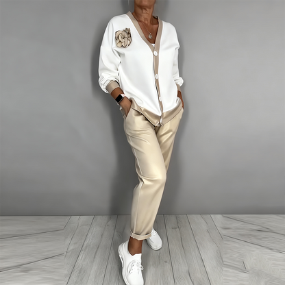 🔥Zeitlich begrenztes Angebot – 2-teiliges Set aus lässigem Damen-Oberteil mit V-Ausschnitt und Hose mit hoher Taille