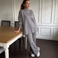 Strassverziertes Strickpullover- und Hosen-Set