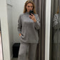 Strassverziertes Strickpullover- und Hosen-Set